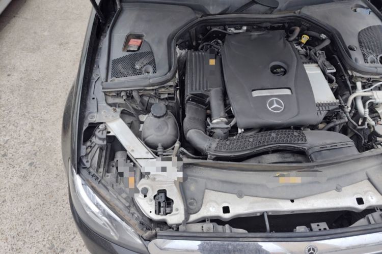 Used Mercedes-Benz E-Class 2019 E 200 L 4MATIC Engine Bay Right