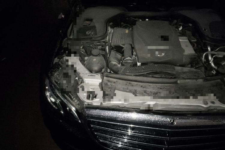 Used Mercedes-Benz E-Class 2019 E 300 L Luxury Model Engine Bay Right