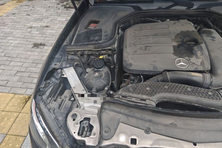 Used Mercedes-Benz E-Class 2019 Facelifted E 300 L Stylish Version Engine Bay Right