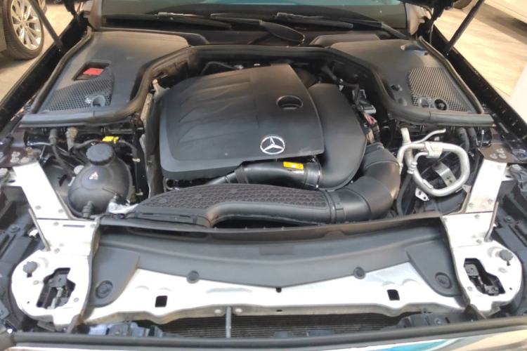 Used Mercedes-Benz E-Class 2019 Restyled E 300 L Luxury Edition Engine Bay