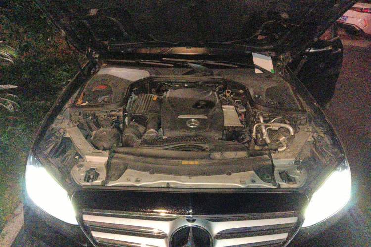 Used Mercedes-Benz E-Class 2019 E 300 L Sport Luxury Edition Engine Bay