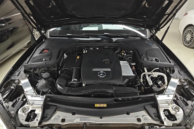 Used Mercedes-Benz E-Class 2019 E 200 L Sport Edition Engine Bay