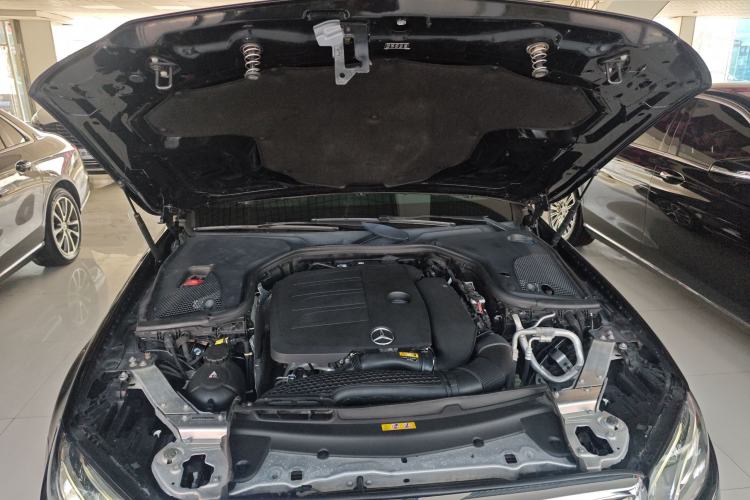 Used Mercedes-Benz E-Class 2019 Restyled E 300 L Sporty and Stylish Edition Engine Bay