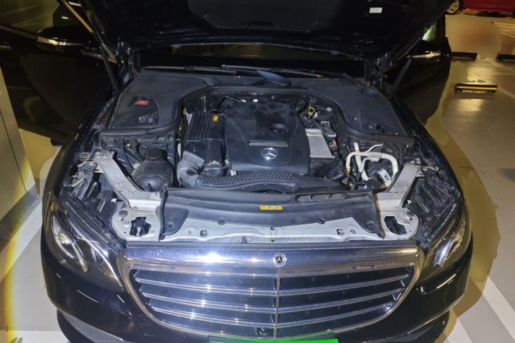 Used Mercedes-Benz E-Class 2019 E 300 L Stylish Model Engine Bay