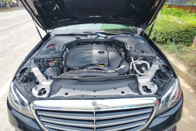 Used Mercedes-Benz E-Class 2019 Restyled E 300 L Luxury Edition Engine Bay
