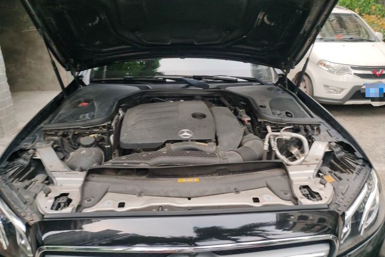 Used Mercedes-Benz E-Class 2019 E 300 L Sport Luxury Edition Engine Bay
