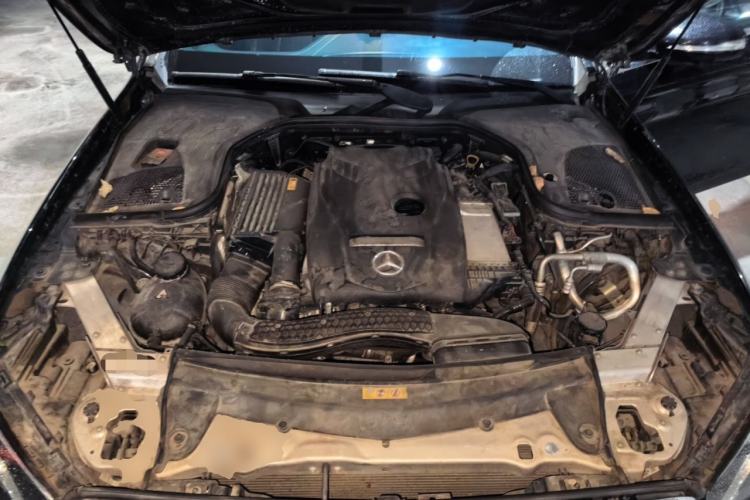 Used Mercedes-Benz E-Class 2019 E 300 L Luxury Model Engine Bay