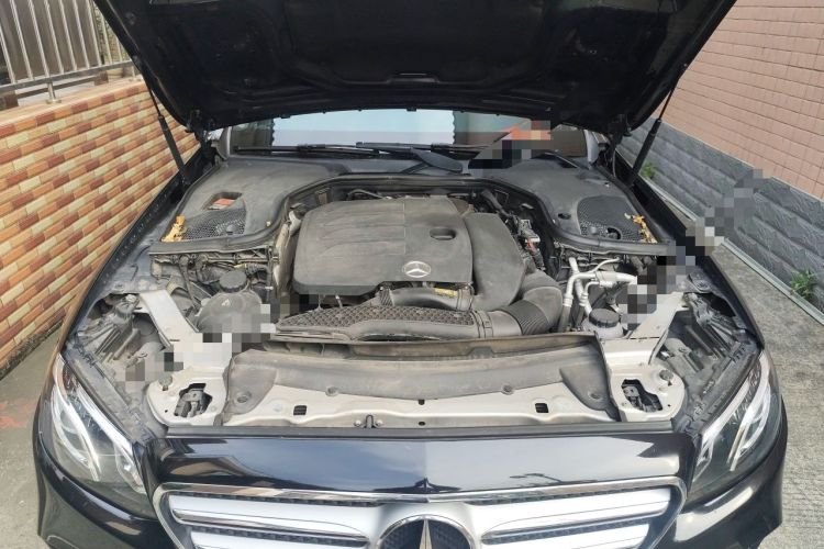 Used Mercedes-Benz E-Class 2019 E 260 L Sport Edition Engine Bay