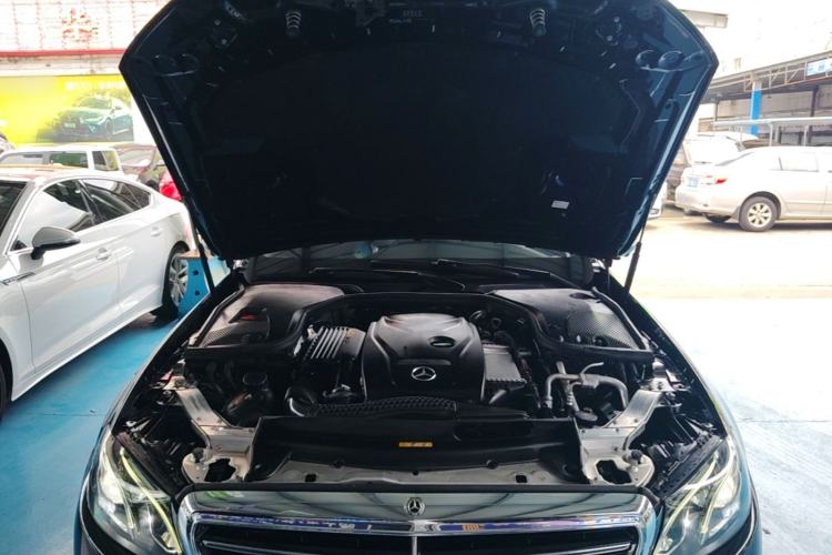 Used Mercedes-Benz E-Class 2019 E 300 L Luxury Model Engine Bay