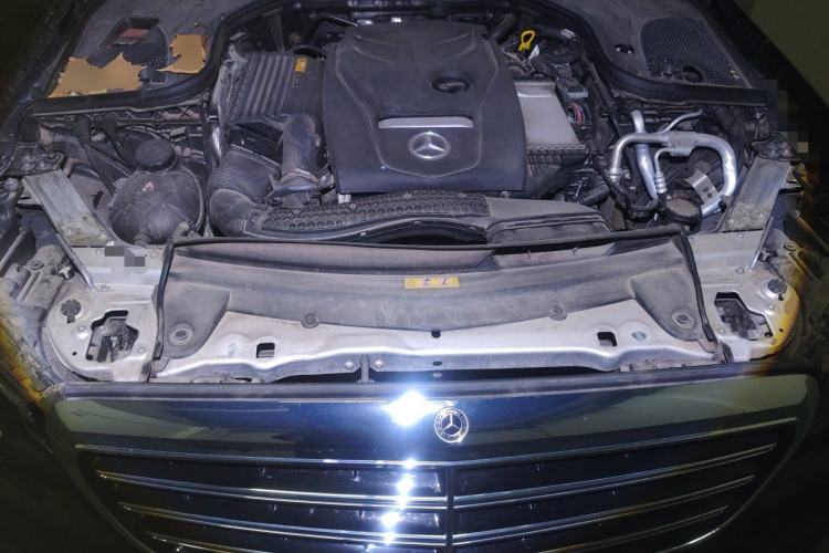 Used Mercedes-Benz E-Class 2019 E 200 L 4MATIC Engine Bay