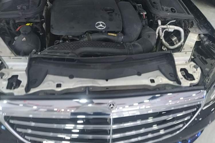 Used Mercedes-Benz E-Class 2019 Facelifted E 300 L Stylish Version Engine Bay