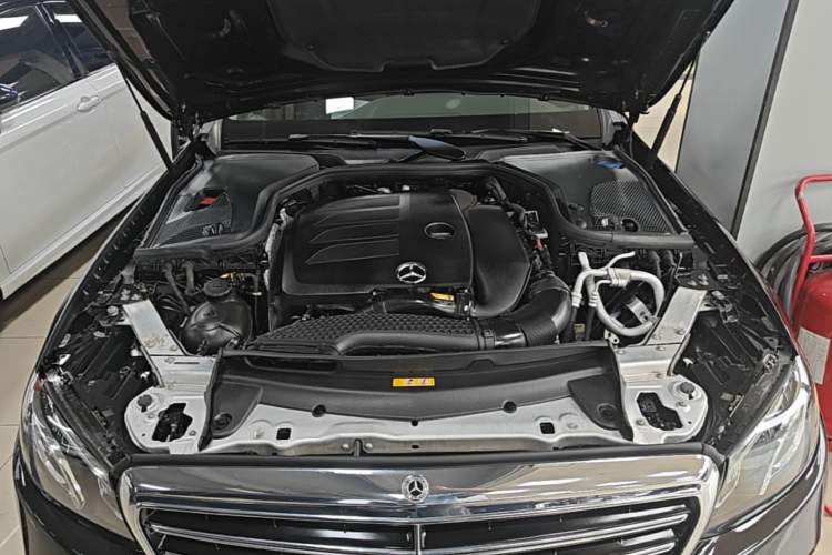 Used Mercedes-Benz E-Class 2019 Facelifted E 300 L Stylish Version Engine Bay