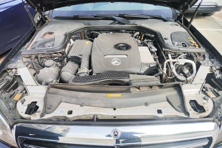 Used Mercedes-Benz E-Class 2019 E 300 L Luxury Model Engine Bay