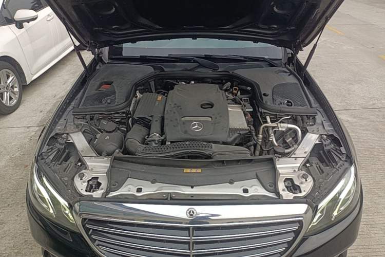 Used Mercedes-Benz E-Class 2019 E 300 L Stylish Model Engine Bay
