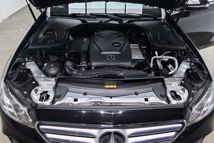 Used Mercedes-Benz E-Class 2019 E 200 L Sport Edition Engine Bay