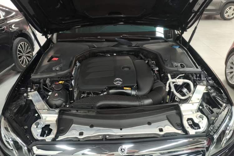 Used Mercedes-Benz E-Class 2019 Facelifted E 300 L Stylish Version Engine Bay
