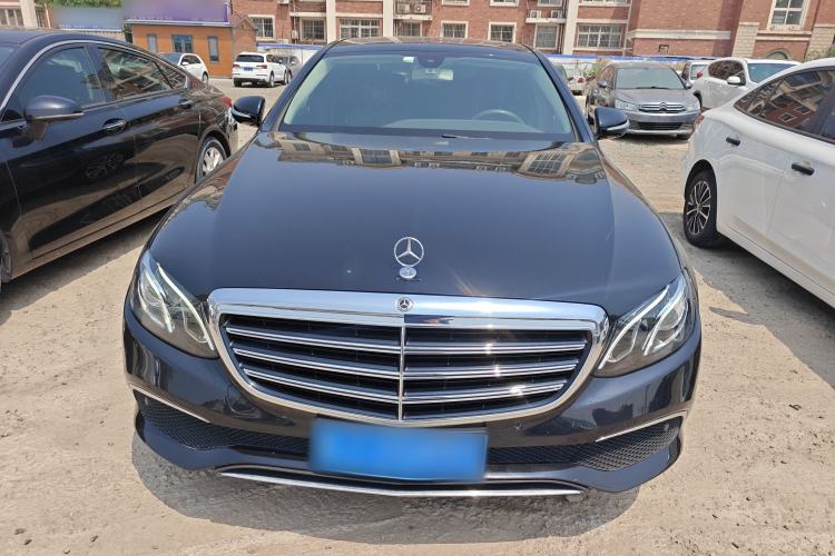 Used Mercedes-Benz E-Class 2019 E 200 L Exterior 1
