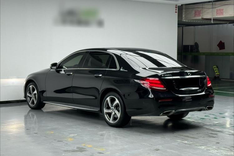 Used Mercedes-Benz E-Class 2019 Restyled E 300 L Sporty and Stylish Edition Exterior 1