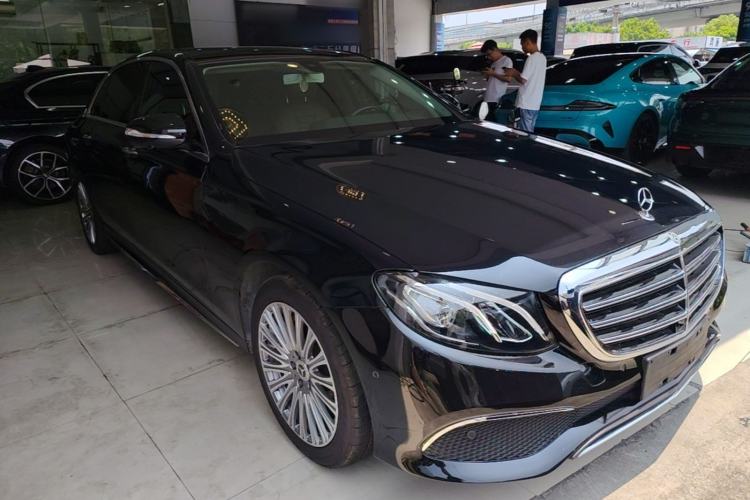 Used Mercedes-Benz E-Class 2019 Restyled E 300 L Sporty and Stylish Edition Exterior 1