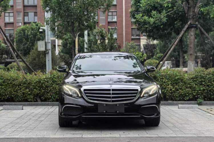 Used Mercedes-Benz E-Class 2019 Restyled E 300 L Sporty and Stylish Edition Exterior 1