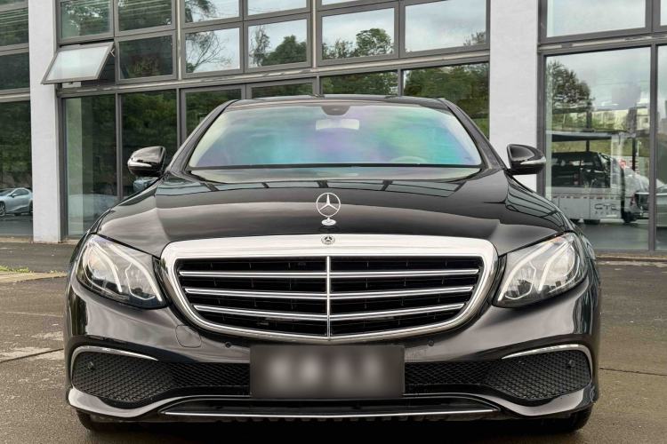 Used Mercedes-Benz E-Class 2019 E 260 L Exterior 1