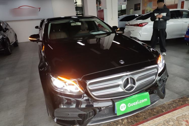 Used Mercedes-Benz E-Class 2019 E 300 L Sporty and Stylish Model Exterior 1
