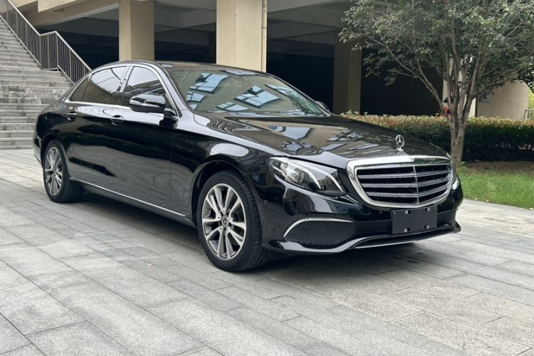 Used Mercedes-Benz E-Class 2019 E 200 L Exterior 1