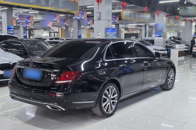 Used Mercedes-Benz E-Class 2019 E 300 L Luxury Model Exterior 1