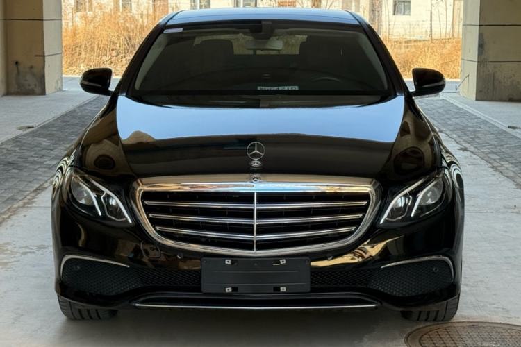 Used Mercedes-Benz E-Class 2019 E 200 L Sport 4MATIC Exterior 1