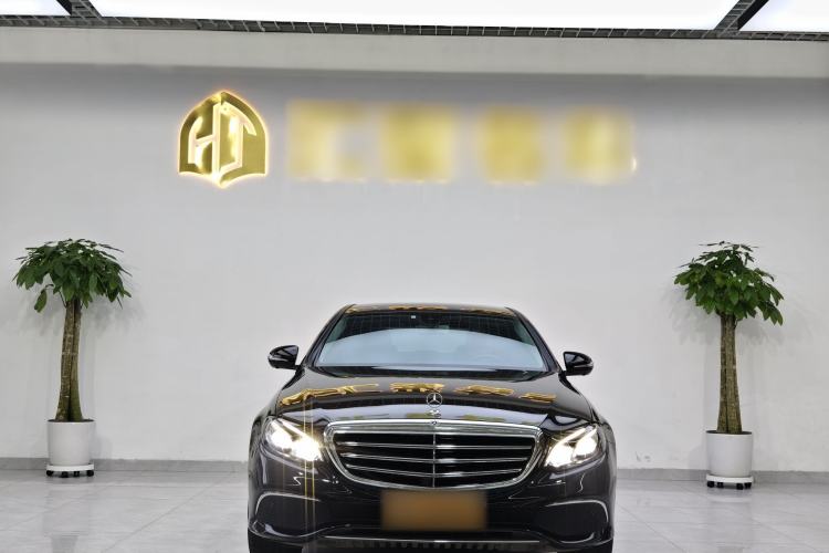 Used Mercedes-Benz E-Class 2019 Restyled E 300 L Luxury Edition Exterior 1