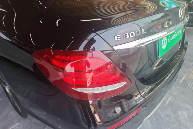 Used Mercedes-Benz E-Class 2019 Restyled E 300 L Sport Luxury Edition Exterior 10