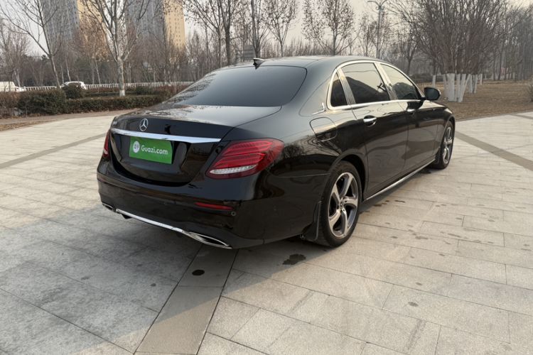 Used Mercedes-Benz E-Class 2019 Restyled E 300 L Sporty and Stylish Edition Exterior 10