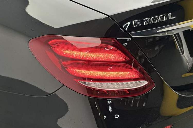 Used Mercedes-Benz E-Class 2019 E 260 L Exterior 11