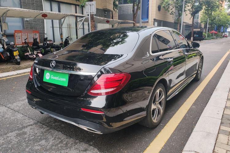 Used Mercedes-Benz E-Class 2019 E 300 L Sporty and Stylish Model Exterior 2