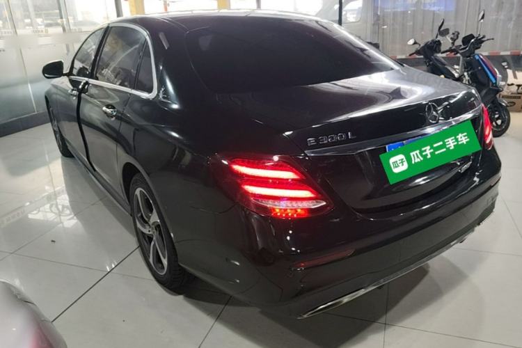 Used Mercedes-Benz E-Class 2019 E 300 L Sporty and Stylish Model Exterior 2