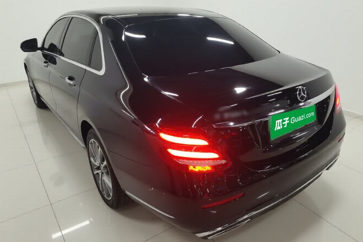 Used Mercedes-Benz E-Class 2019 E 200 L Exterior 2