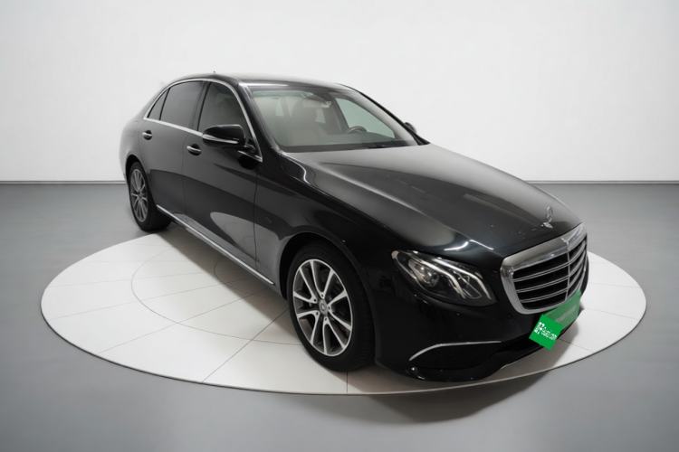 Used Mercedes-Benz E-Class 2019 Restyled E 300 L Luxury Edition Exterior 2