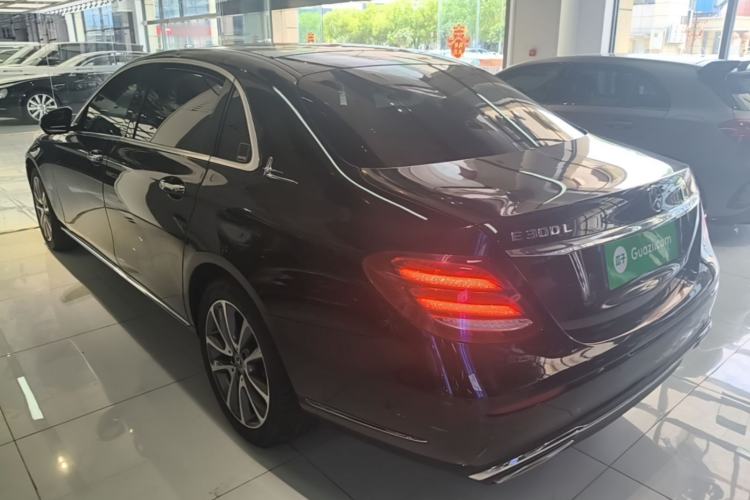Used Mercedes-Benz E-Class 2019 E 200 L Exterior 2