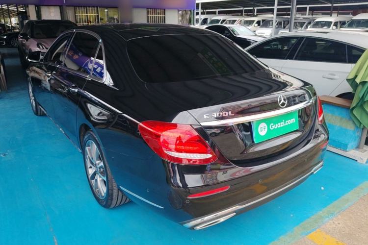 Used Mercedes-Benz E-Class 2019 E 300 L Luxury Model Exterior 2