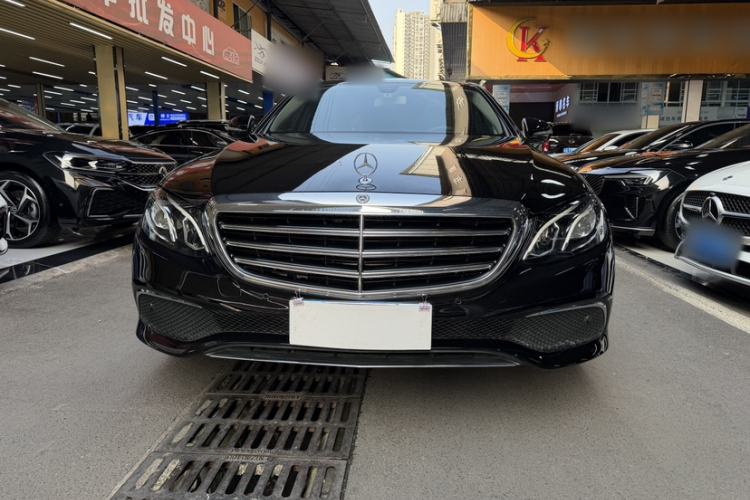 Used Mercedes-Benz E-Class 2019 E 200 L Exterior 2