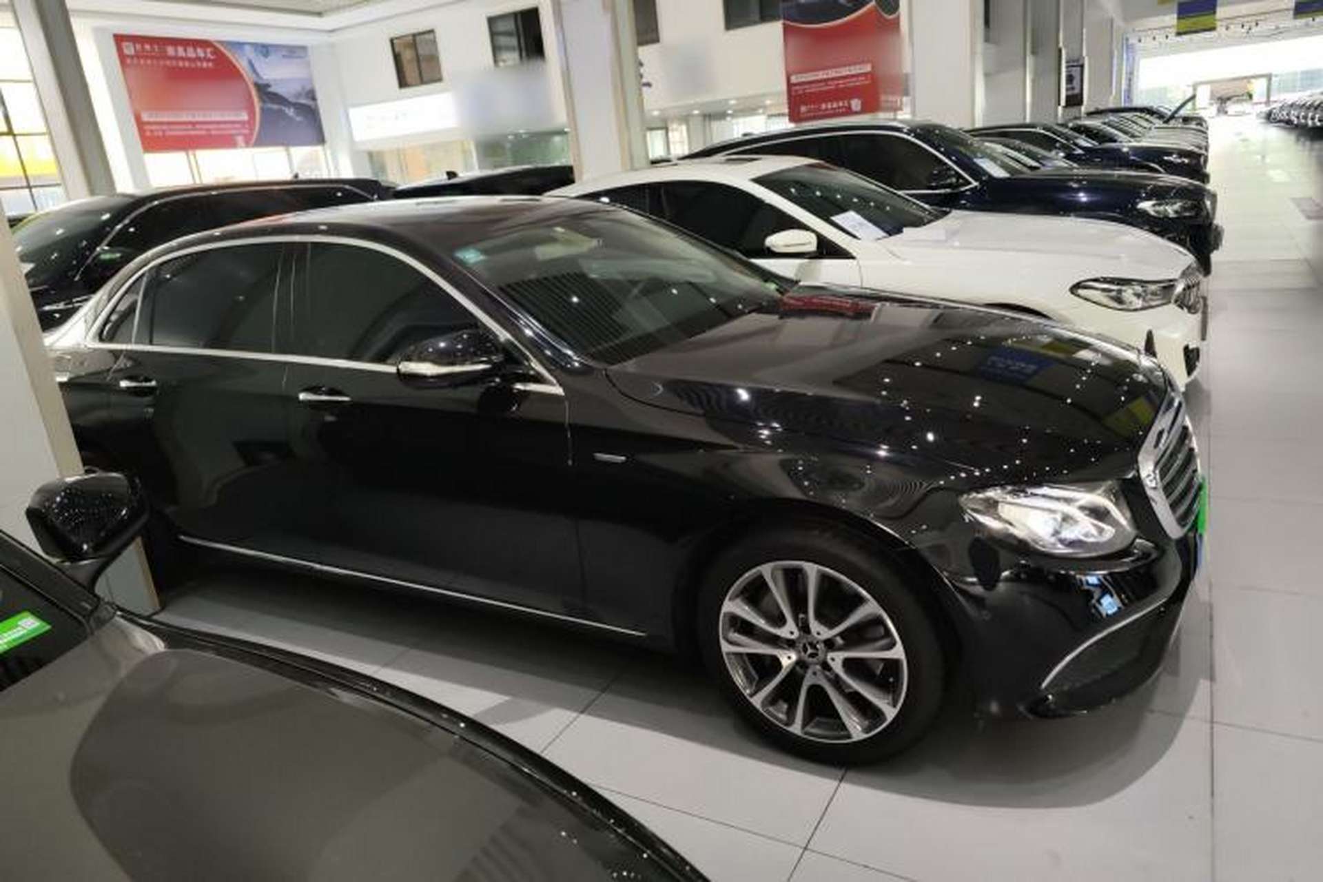 Used Mercedes-Benz E-Class 2019 E 300 L Stylish Model Exterior 3