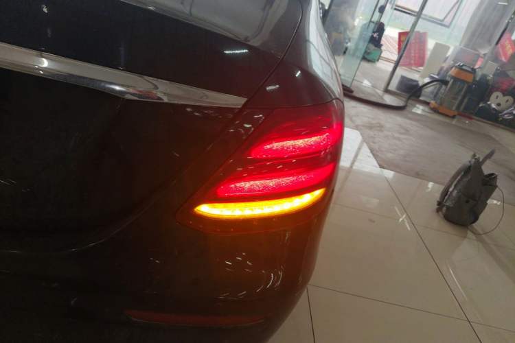 Used Mercedes-Benz E-Class 2019 E 200 L Sport Edition Exterior 3