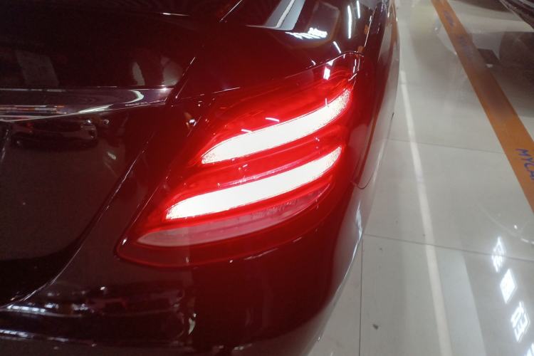 Used Mercedes-Benz E-Class 2019 Facelifted E 300 L Stylish Version Exterior 3