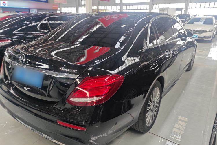 Used Mercedes-Benz E-Class 2019 E 200 L Sport 4MATIC Exterior 3