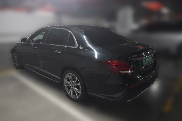 Used Mercedes-Benz E-Class 2019 Restyled E 300 L Sporty and Stylish Edition Exterior 3