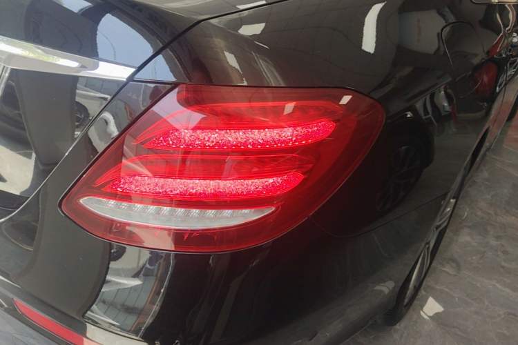 Used Mercedes-Benz E-Class 2019 E 260 L Sport Edition Exterior 3