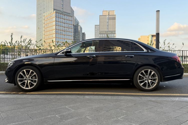 Used Mercedes-Benz E-Class 2019 E 300 L Stylish Model Exterior 3