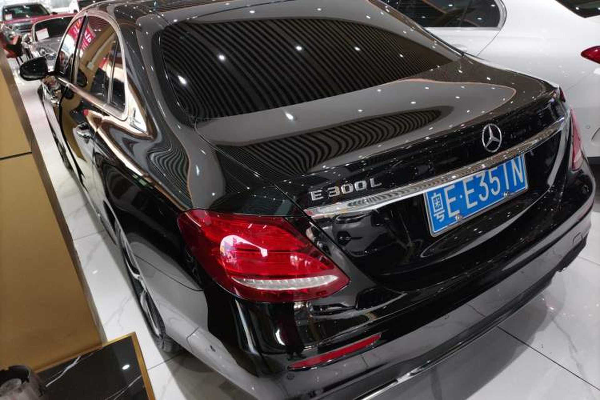 Used Mercedes-Benz E-Class 2019 Restyled E 300 L Sporty and Stylish Edition Exterior 3