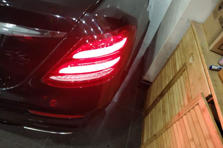 Used Mercedes-Benz E-Class 2019 E 260 Sport Edition Exterior 3