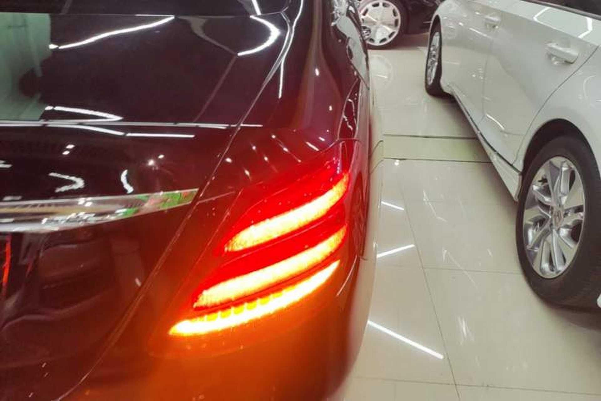 Used Mercedes-Benz E-Class 2019 E 300 L Luxury Model Exterior 3